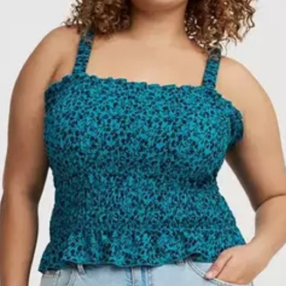 TORRID WOMENS SMOCKED RUFFLE TANK - Picture 5 of 9